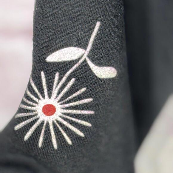 Bell Bottom Country Lainey Wilson Nashville Small Graphic Hoodie - Picture 3 of 7